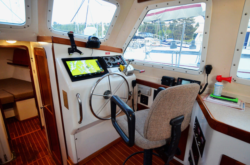 CAPAZ - Perry Pilothouse 48