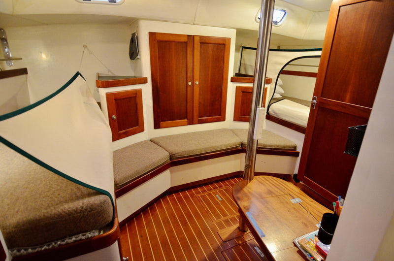 CAPAZ - Perry Pilothouse 48
