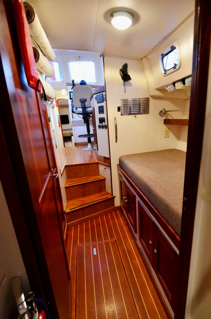CAPAZ - Perry Pilothouse 48