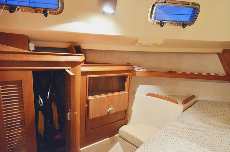 Island Packet 350 Legacy