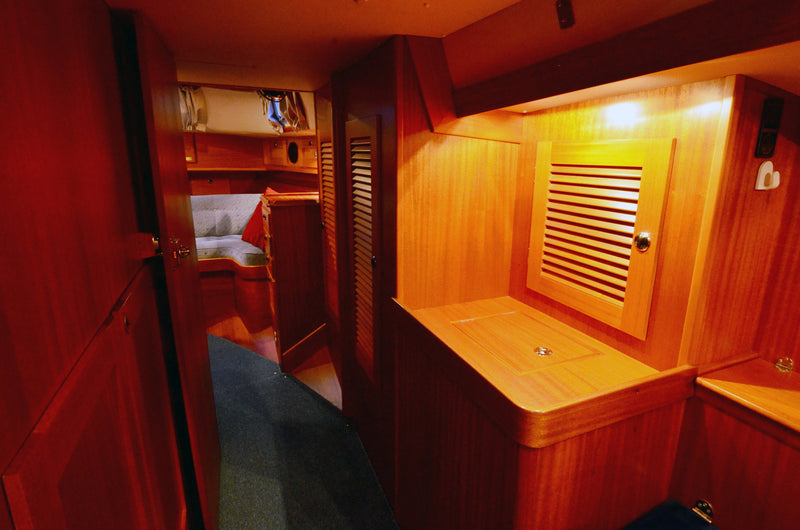 Hallberg-Rassy 42 Legacy