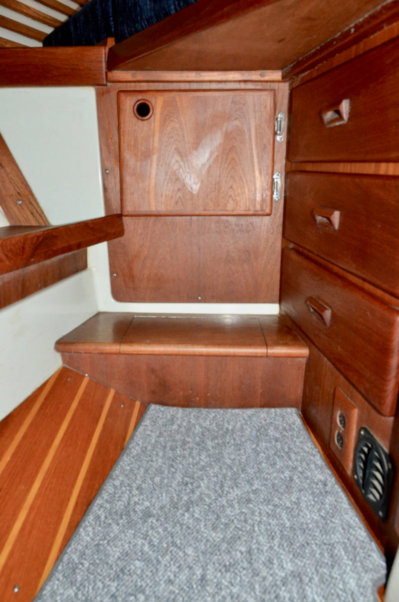 1988 Sceptre 41 - First Light