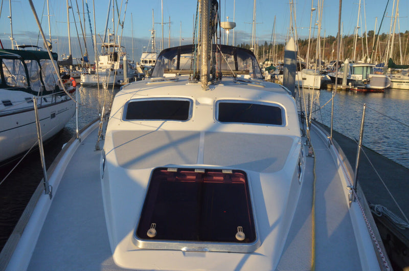 Catalina Morgan 440 Deck Salon (DS) - Octopus Time