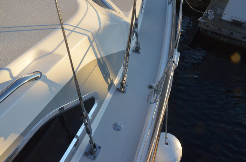 Catalina Morgan 440 Deck Salon (DS) - Octopus Time