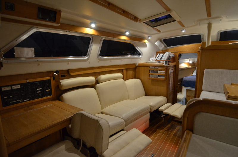 Catalina Morgan 440 Deck Salon (DS) - Octopus Time