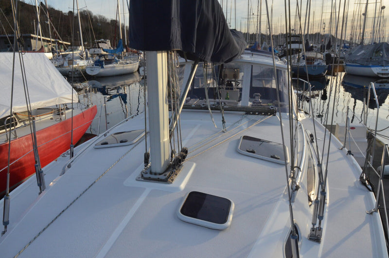 Catalina 350