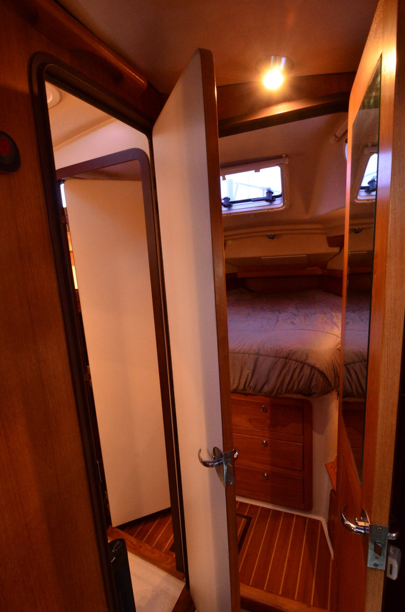 Catalina 350