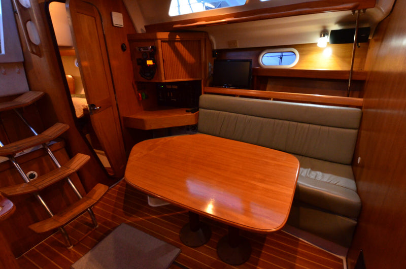 Catalina 350