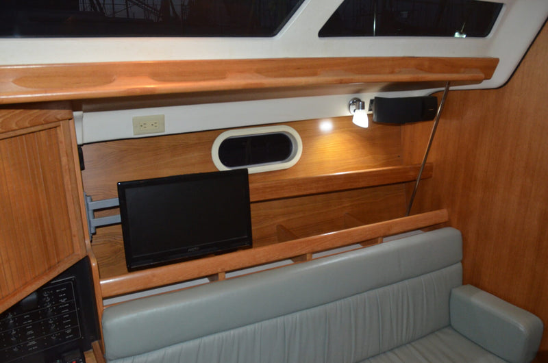 Catalina 350