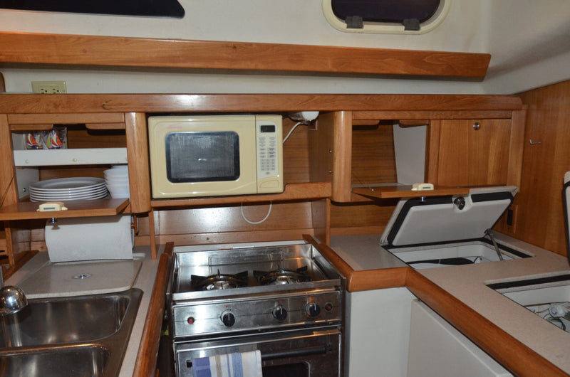 Catalina 350