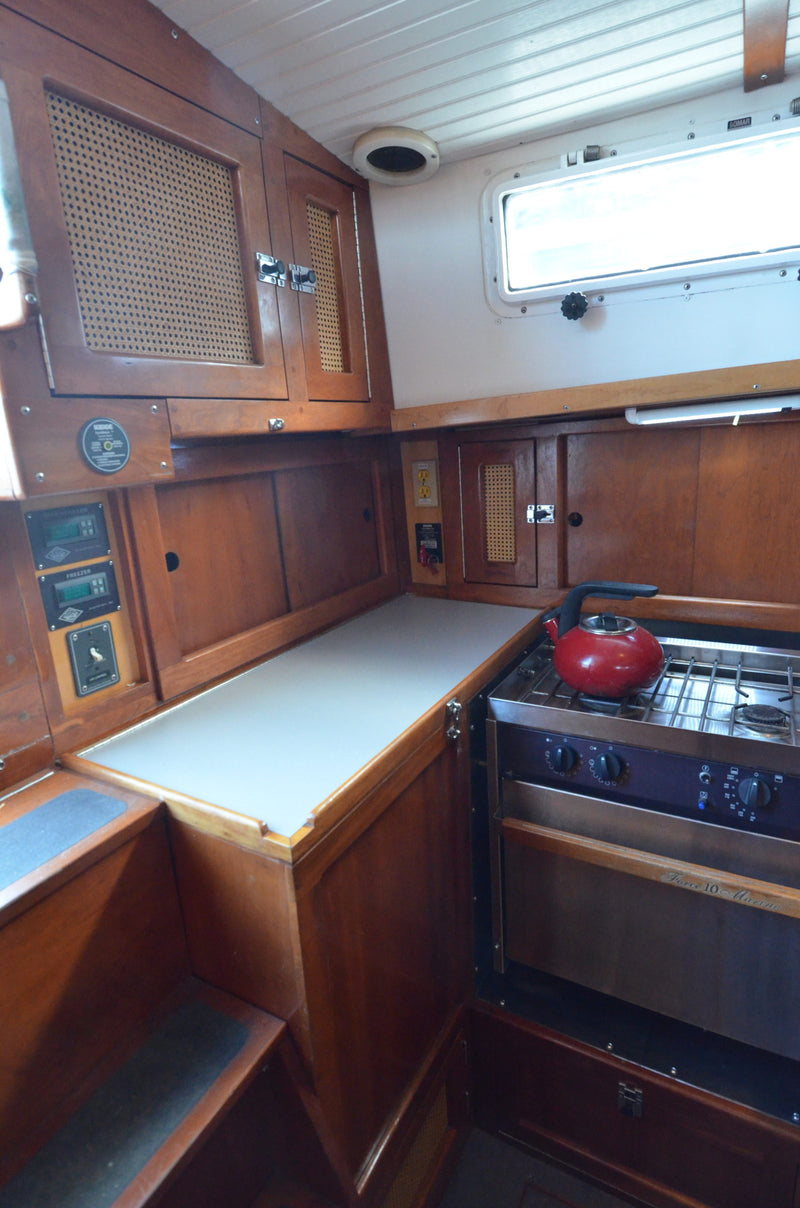 2005 Brewer 35 - Millie J