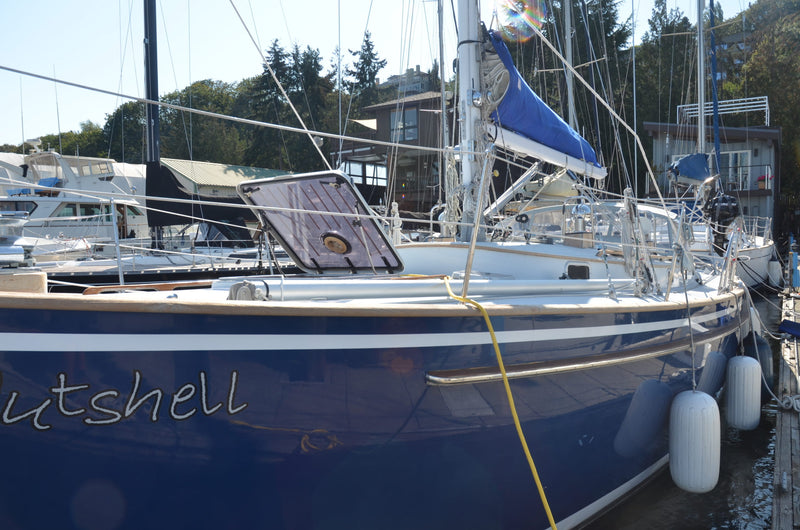 Ellis Nereus 40 - Nutshell