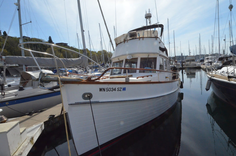 Grand Banks 32 - SLOW DANCE