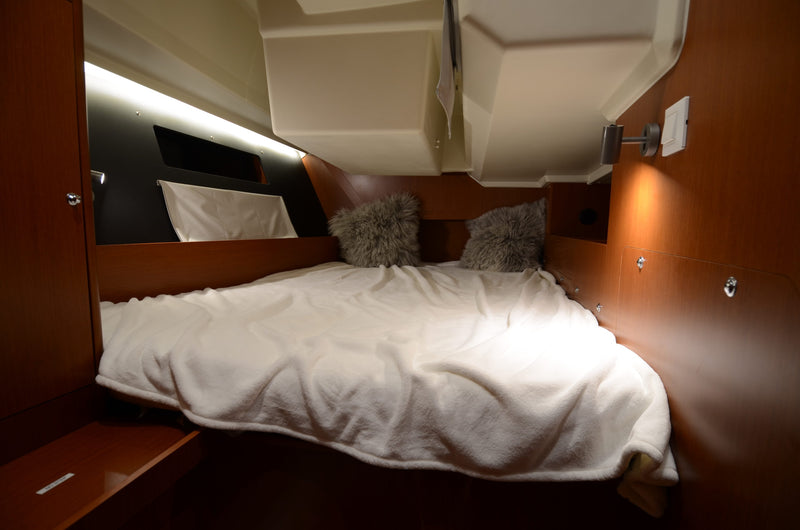 Gray Eagle - Beneteau Oceanis 41.1