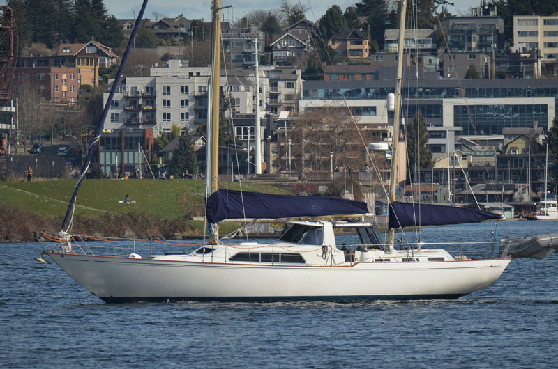 Camper & Nicholson 48 Raised Salon Ketch - SALT