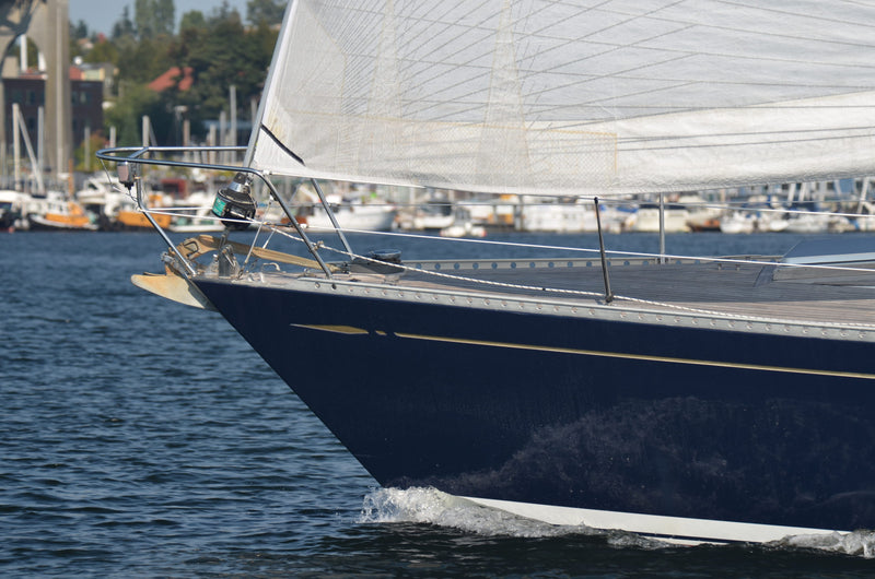 Swan 441 - Silver Apple