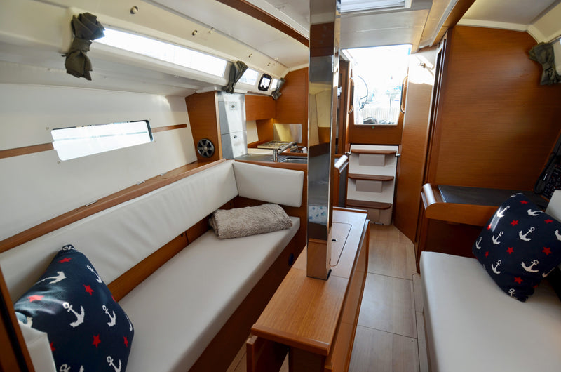 Jeanneau Sun Odyssey 349 - CLARITY