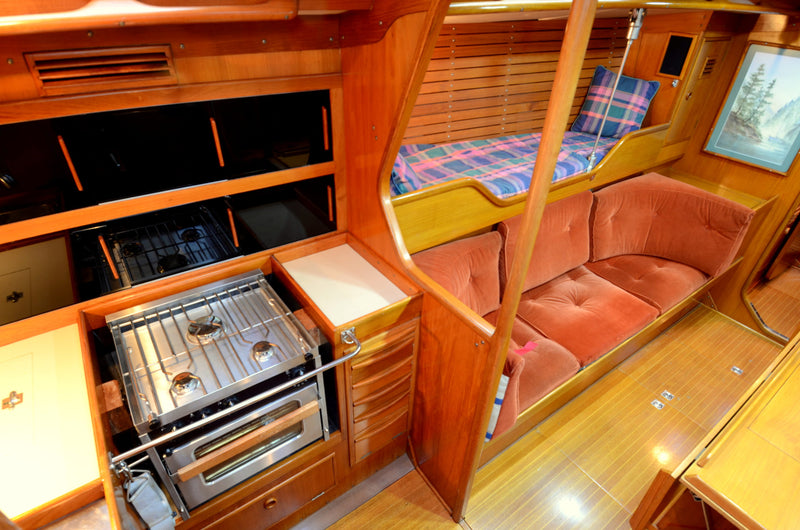 Swan 441 - Silver Apple
