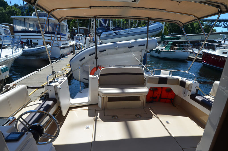Cutwater 30 Command Bridge - GRACE