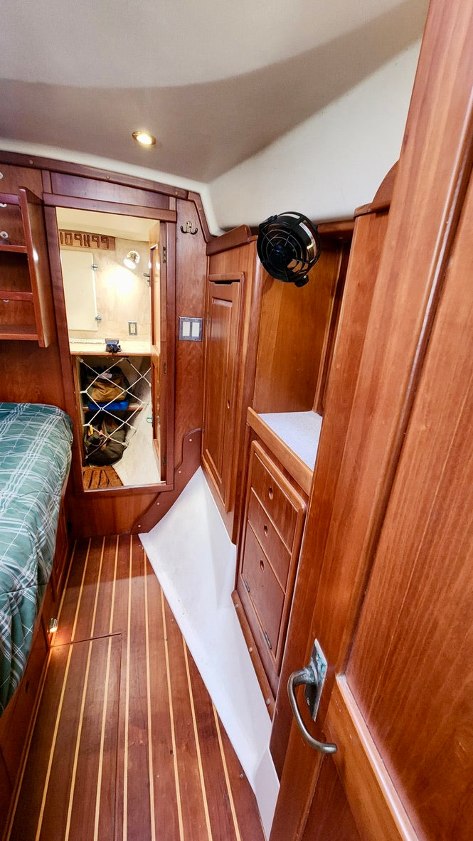2003 Saga 43- LEGACY