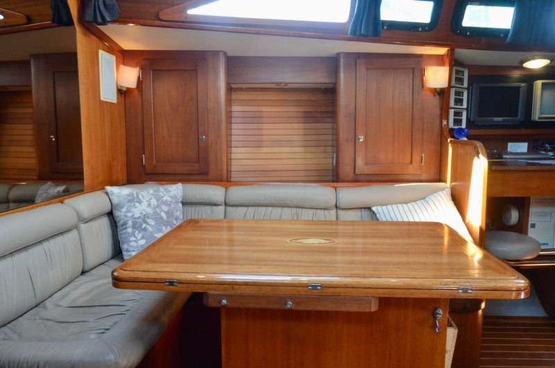 1989 Freedom 45 Center Cockpit - THUMPER III
