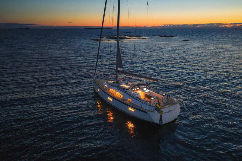 Hallberg-Rassy 370