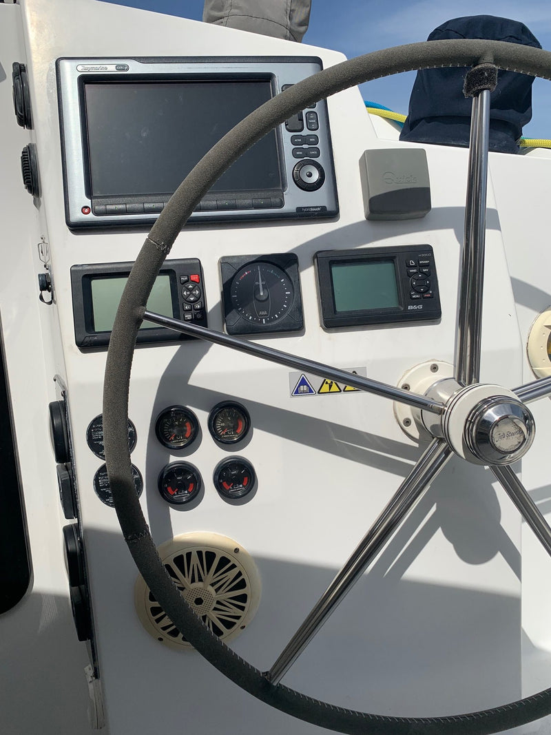 Outremer 49 - Stray Cat