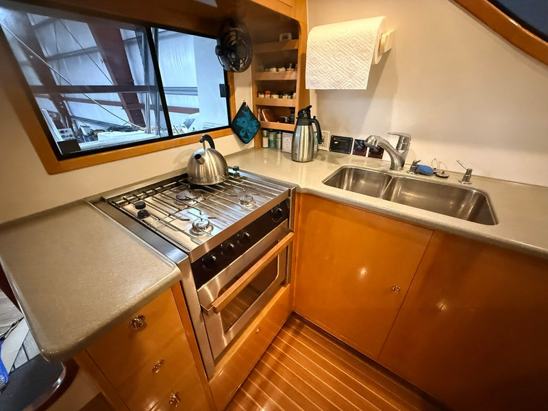 2002 Roger Hill 42' Powercat - FAST FORWARD