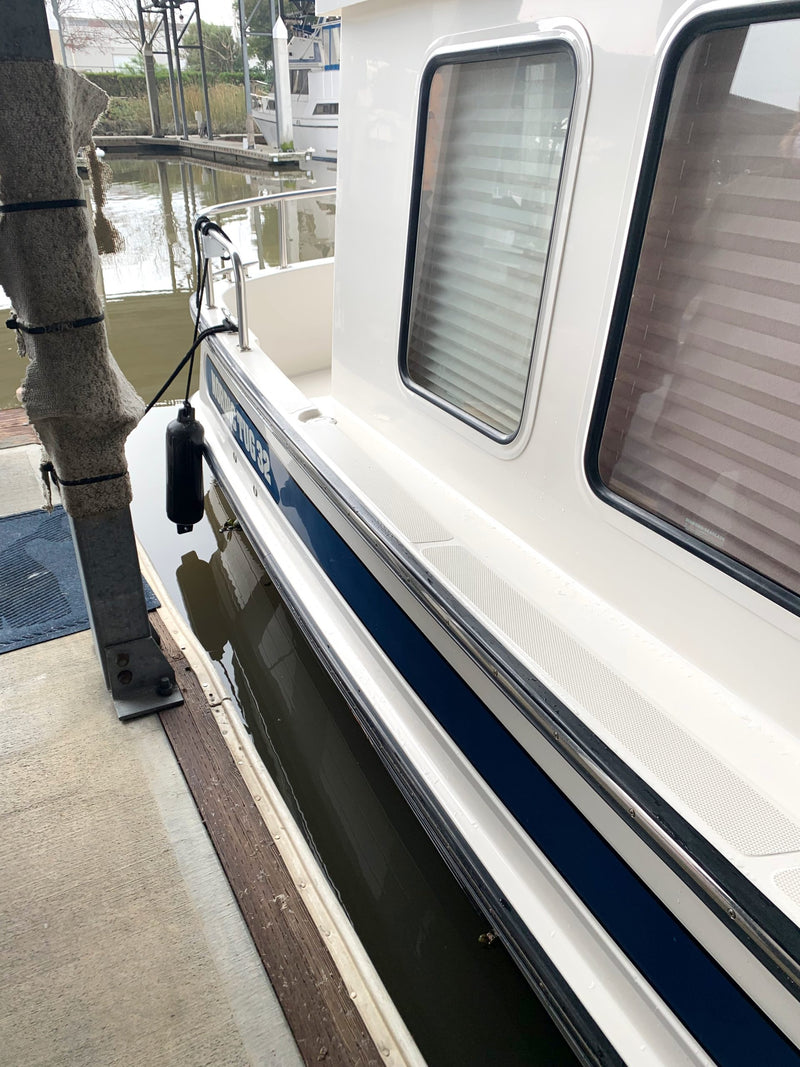 2006 Nordic Tug 32 - Snug Tug