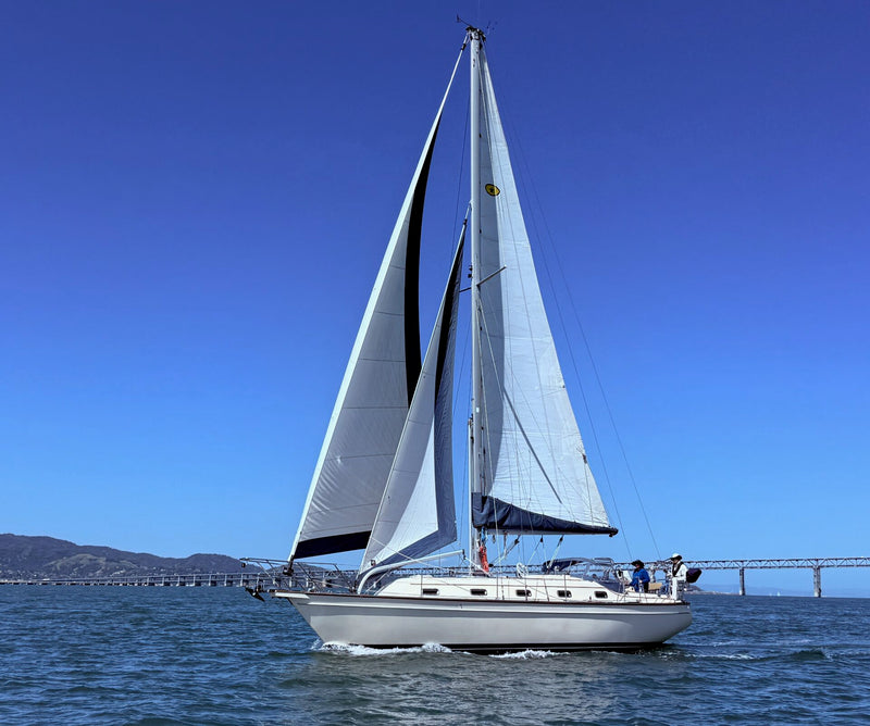 1999 Island Packet 380 SOLITUDE
