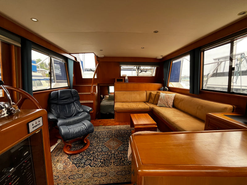 Ocean Alexander 440 Sundeck CPMY - GOOD VIBRATIONS