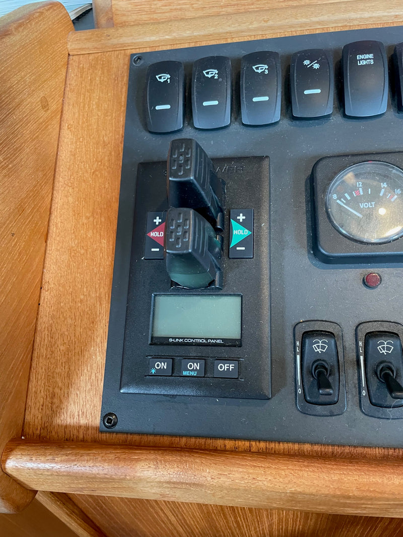 2006 Nordic Tug 32 - Snug Tug