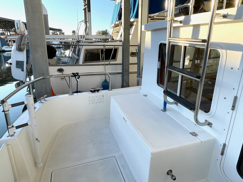 2006 Nordic Tug 32 - Snug Tug