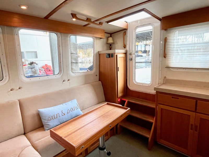 2006 Nordic Tug 32 - Snug Tug