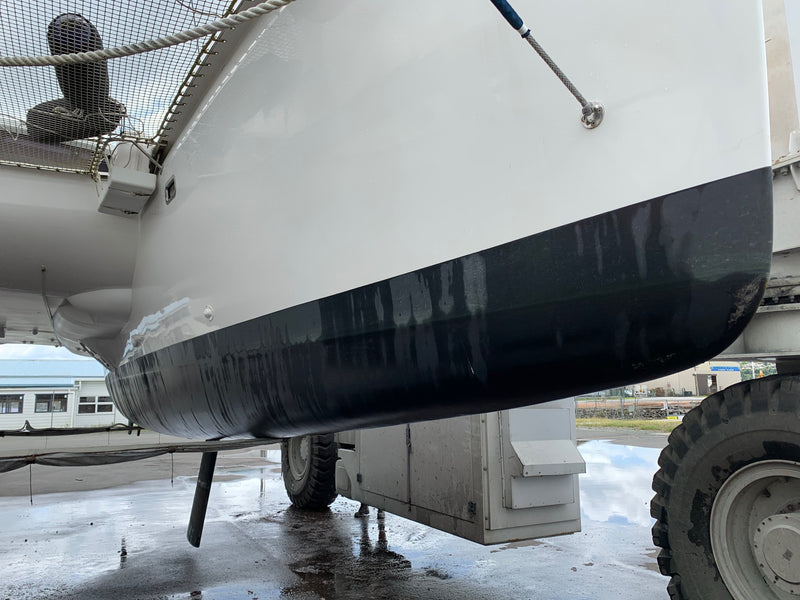 Outremer 49 - Stray Cat