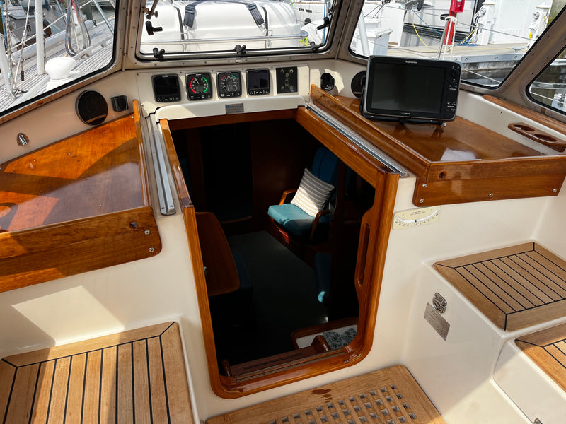 Hallberg-Rassy 42F - NANCY B