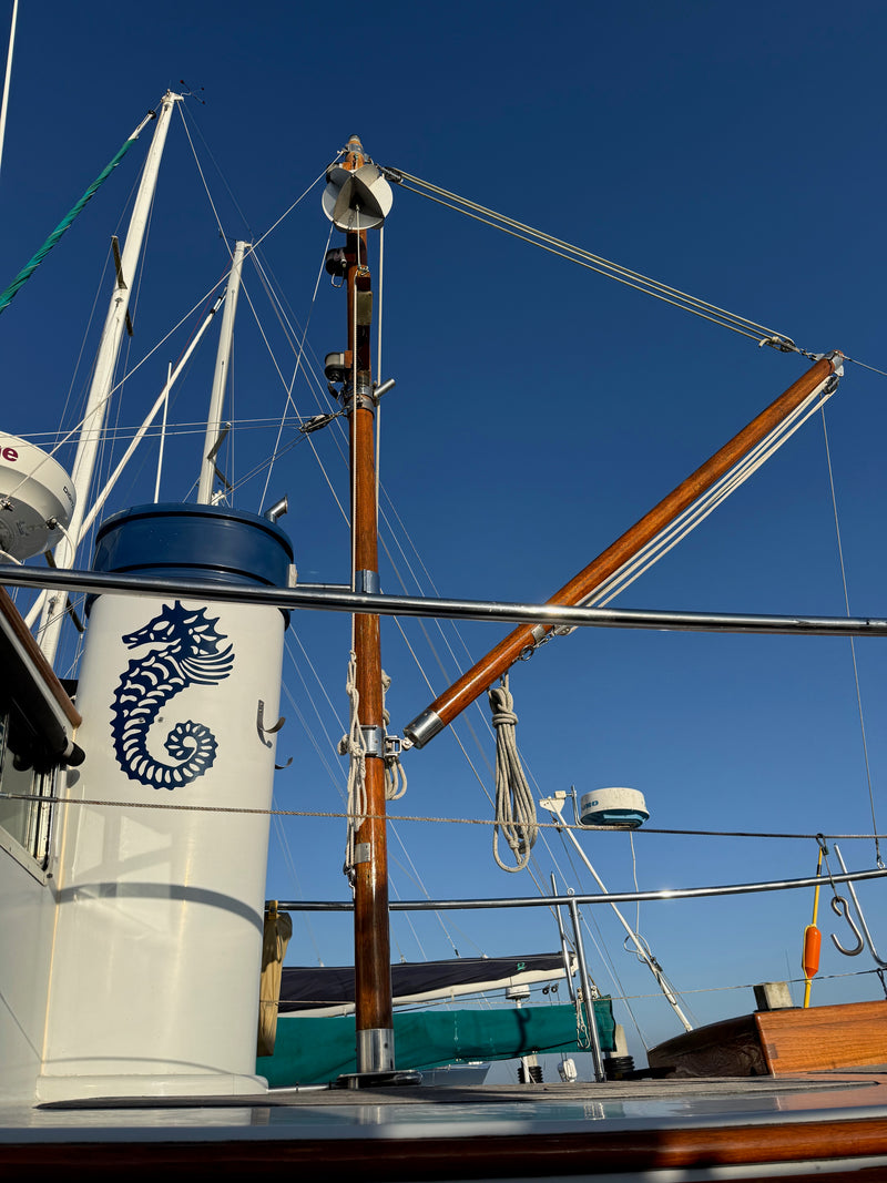 Lord Nelson 37 - TUCKER