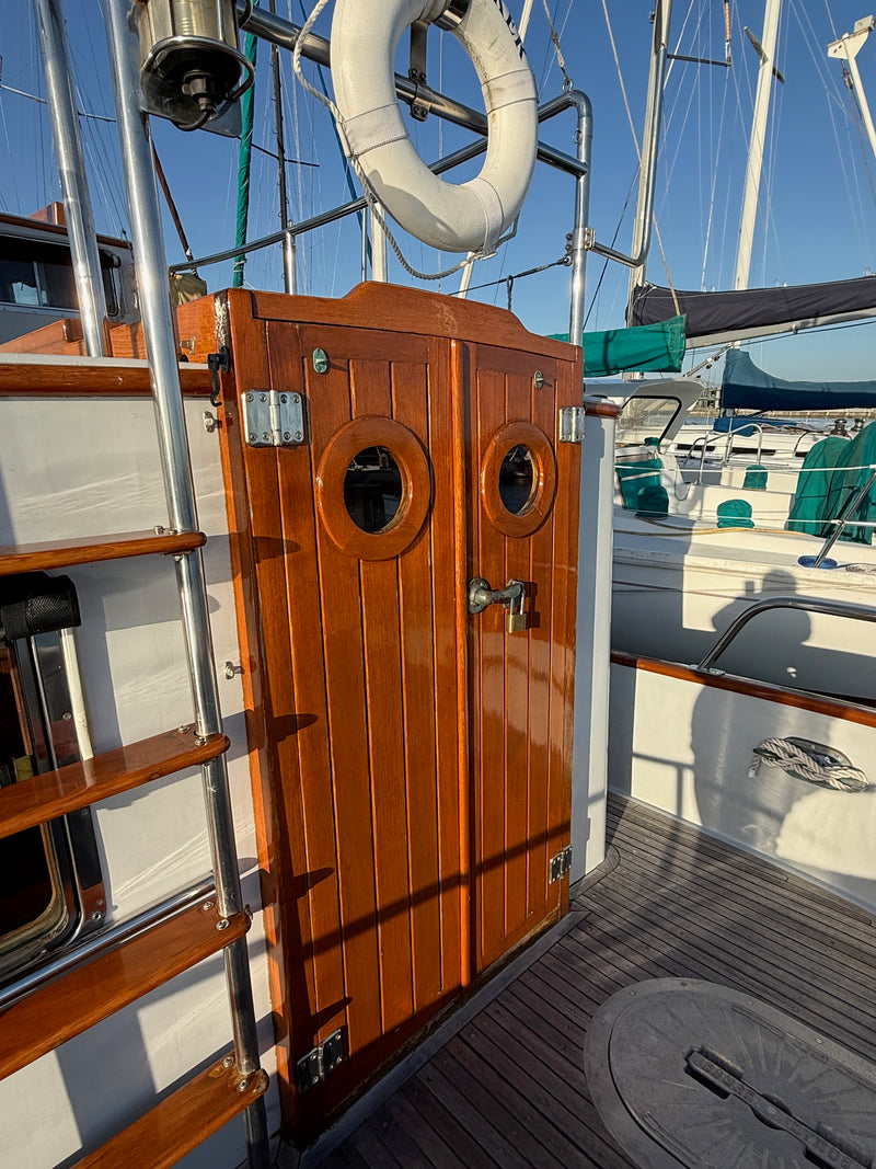 Lord Nelson 37 - TUCKER