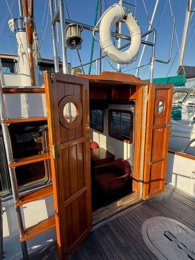 Lord Nelson 37 - TUCKER