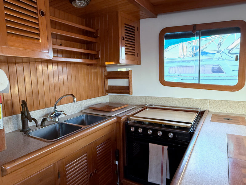 Lord Nelson Victory Tug 37 - TUCKER
