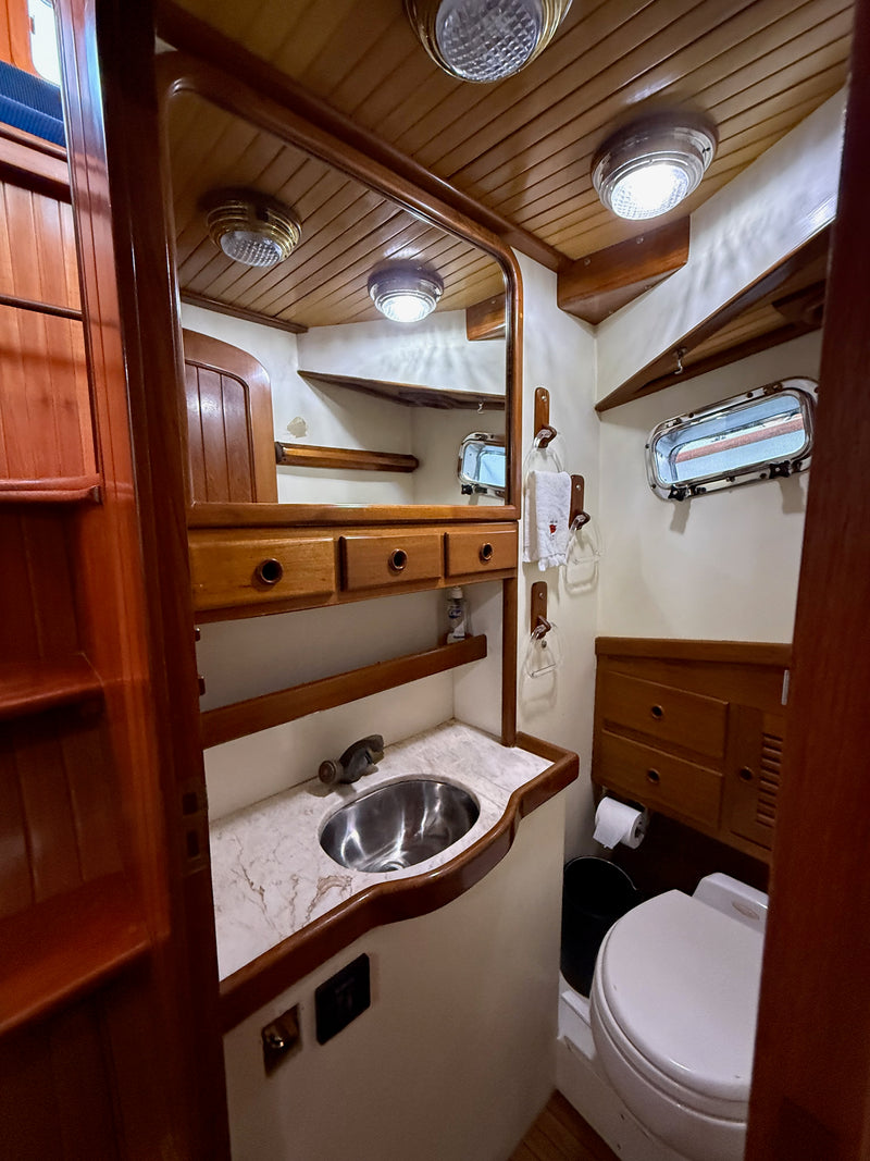 Lord Nelson 37 - TUCKER