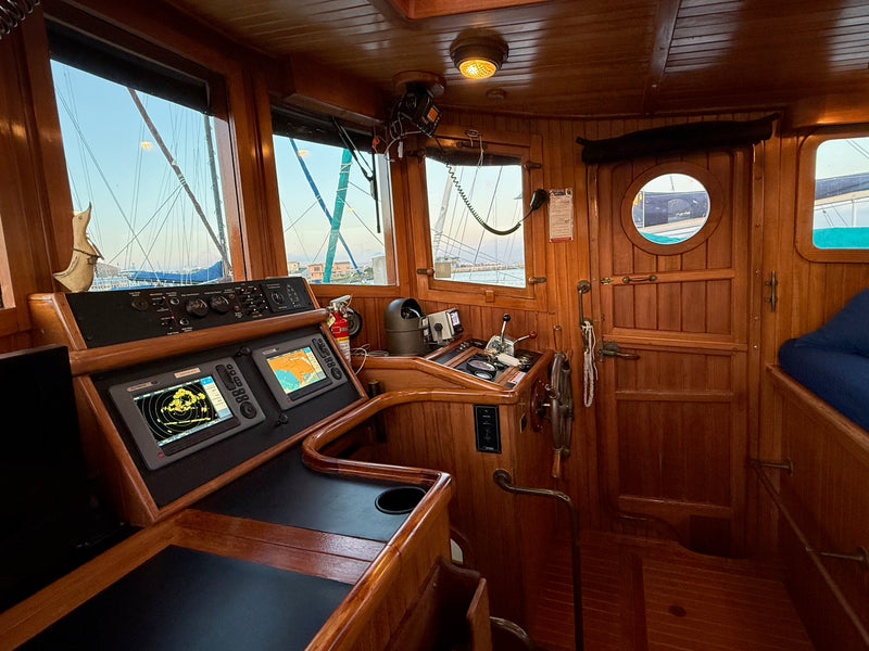 Lord Nelson Victory Tug 37 - TUCKER