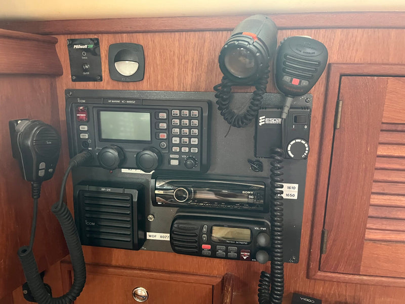 2001 Island Packet 380 "Alpha Leonis"