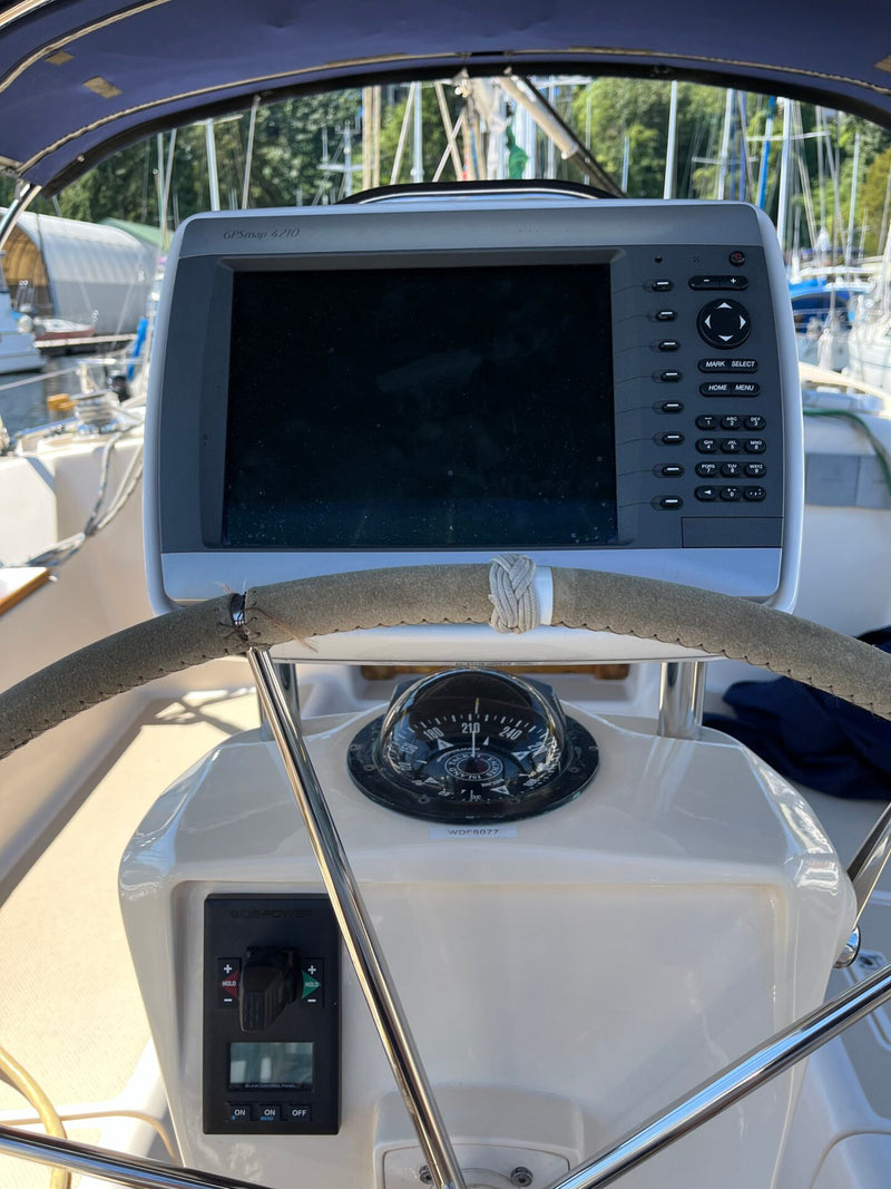 2001 Island Packet 380 "Alpha Leonis"