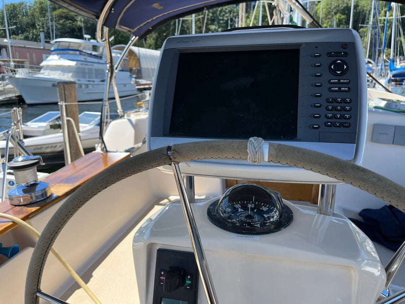 2001 Island Packet 380 "Alpha Leonis"