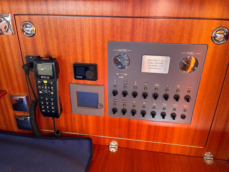 Hallberg-Rassy 372 - BELLA