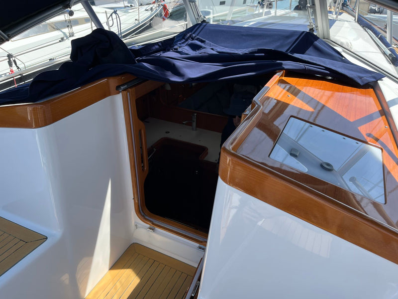 Hallberg-Rassy 372 - BELLA
