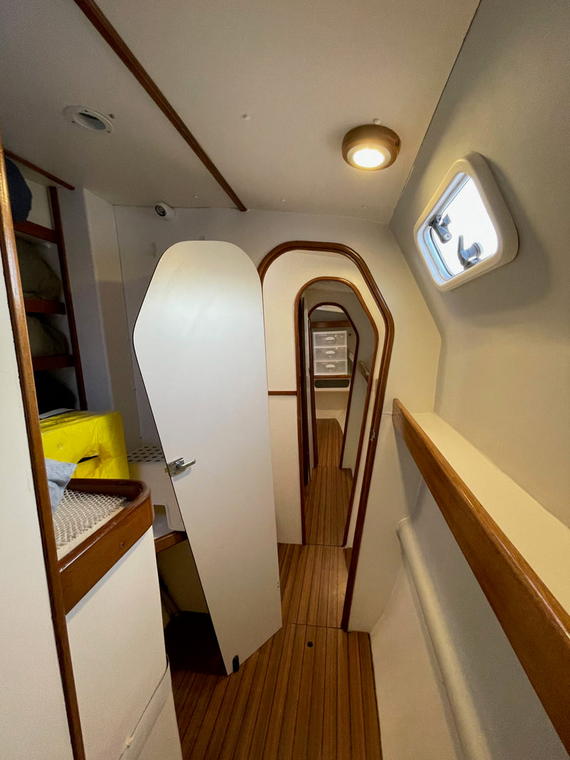 1999 Outremer 50S - Wasco