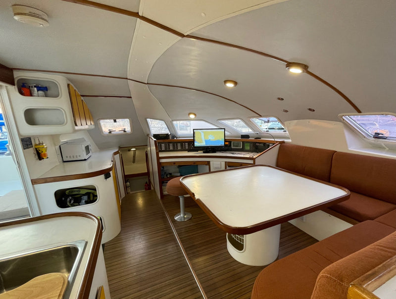 1999 Outremer 50S - Wasco