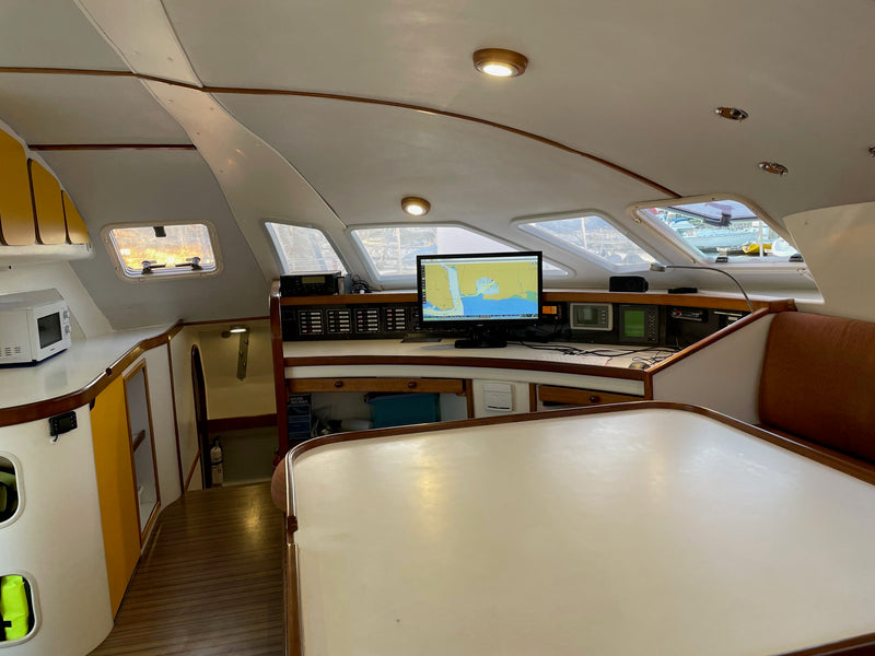 1999 Outremer 50S - Wasco